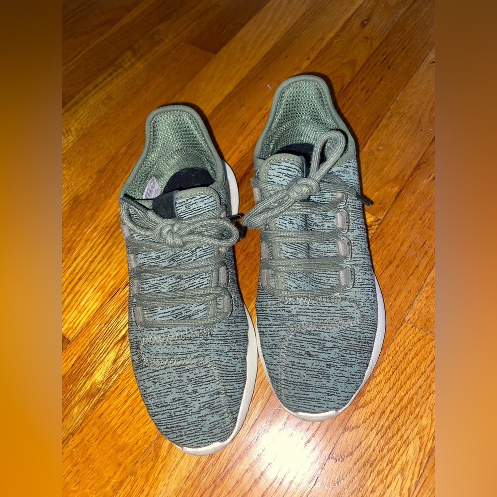 Women’s Adidas Sneakers